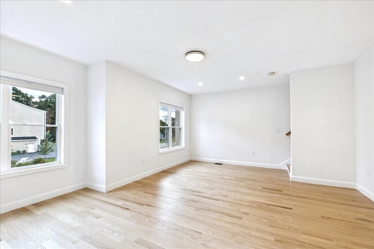 20 Dyer St #20, Rockland, MA Photo #15