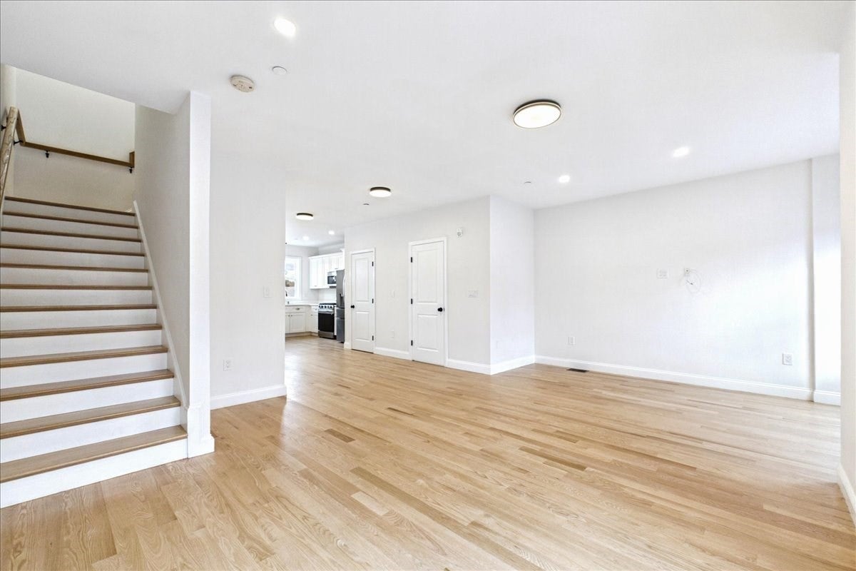 20 Dyer St #20, Rockland, MA Photo #18