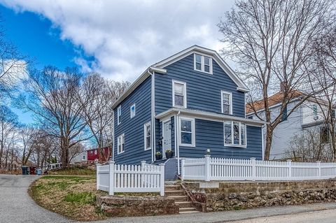 285 Colburn St Dedham MA 02026