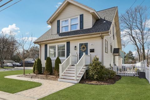 Photo of 144 Bishop St, Framingham, MA 01702 (MLS # 73489521)