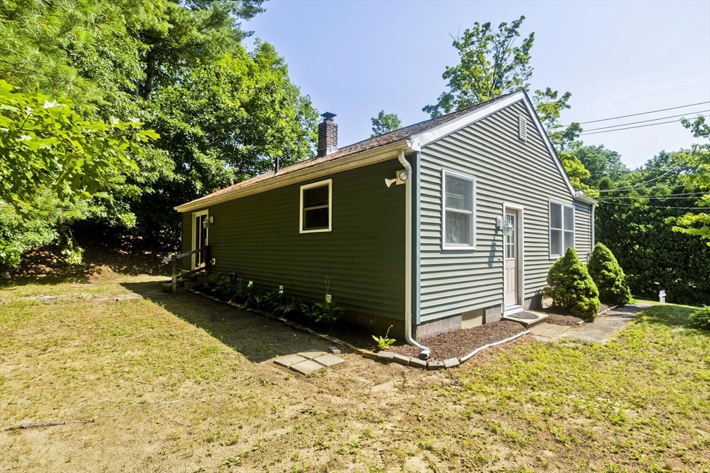 76 Bethany Rd