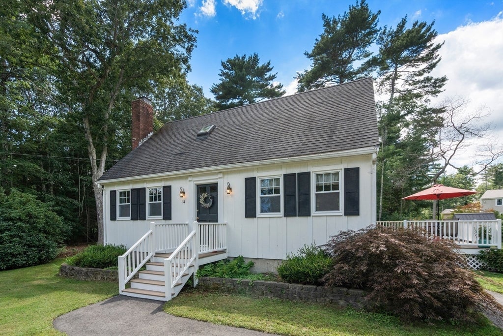 14 Lucas St