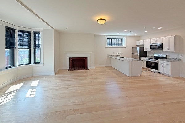 105 Paige #401, Lowell, MA, 105 Paige #401, Lowell, MA Photo #1
