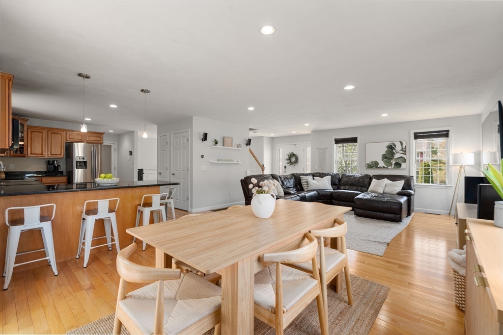 45 Cinnamon Ridge Cir, Middleboro, MA Photo #11