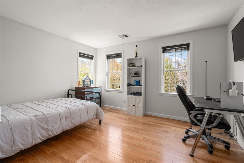 45 Cinnamon Ridge Cir, Middleboro, MA Photo #23