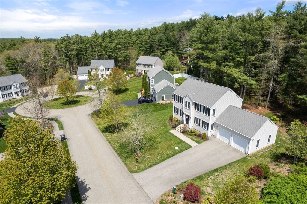 45 Cinnamon Ridge Cir, Middleboro, MA Photo #3