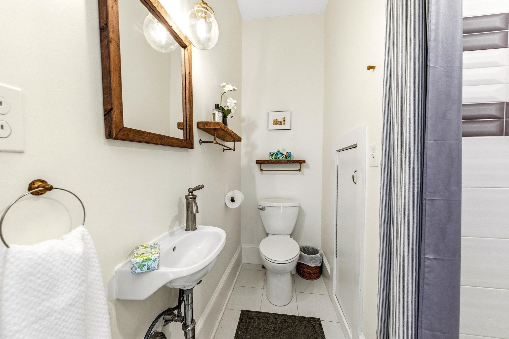 36 Oak St #1, Somerville, MA, 36 Oak St #1, Somerville, MA Photo #8