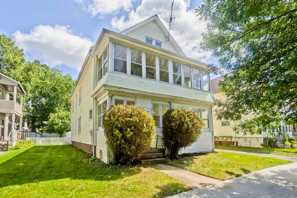 239-241 Oak Grove Ave, Springfield, MA Photo #1
