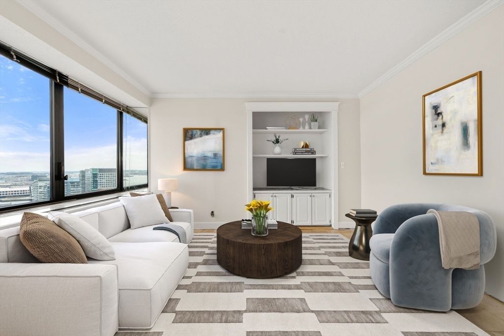 Photo of 65 East India Row #27E, Boston, MA 02110 (MLS # 73503637)