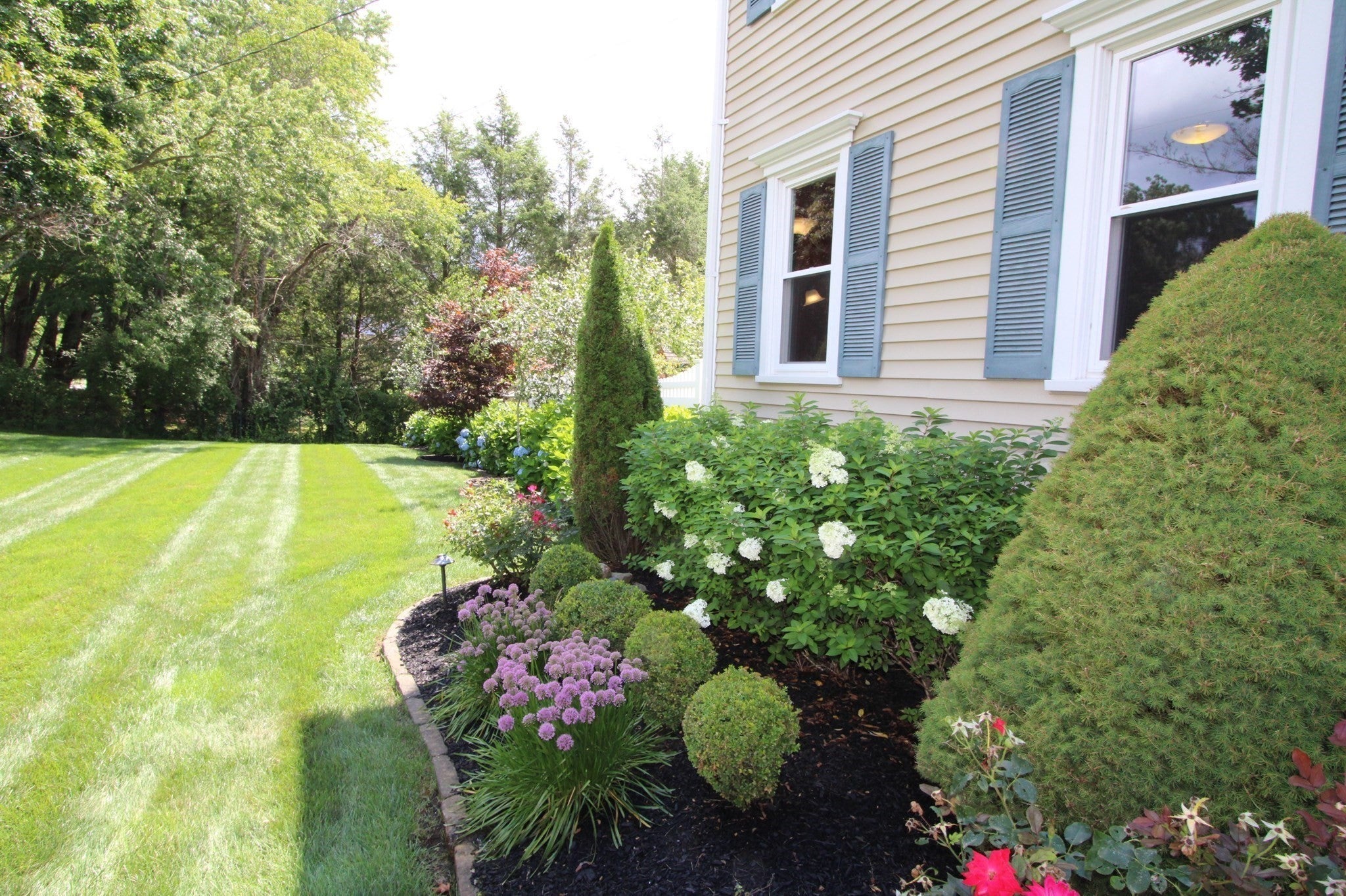 10 Stoneybrook Drive