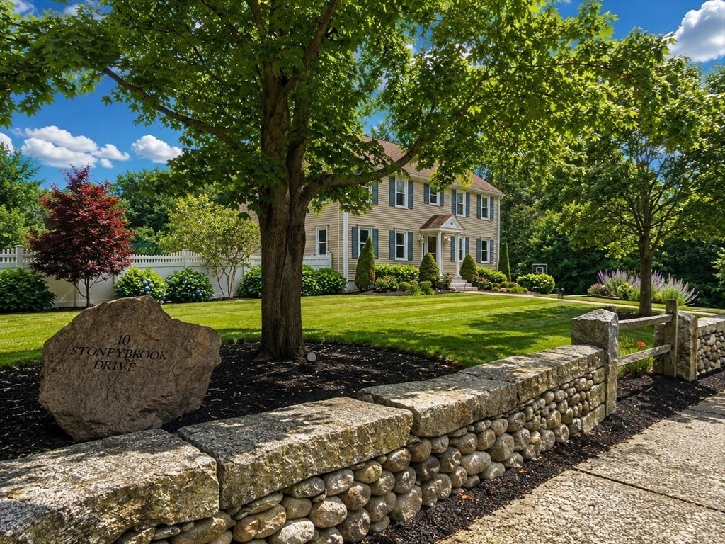 Photo of 10 Stoneybrook Drive, Bridgewater, MA 02324 (MLS # 73555885)