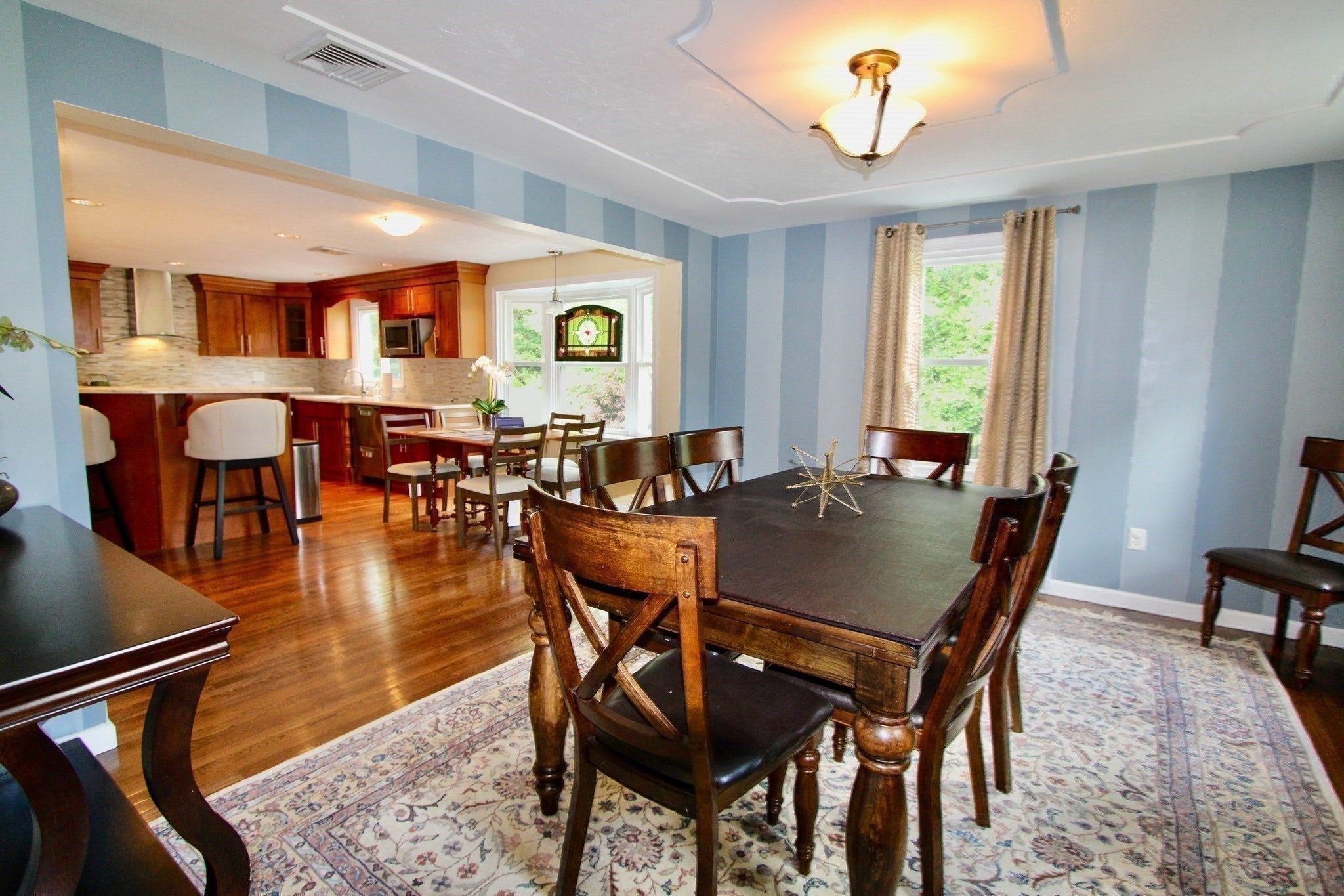 10 Stoneybrook Drive