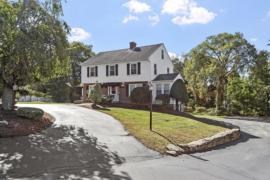 256 Massasoit Rd