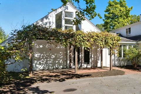 232 Sudbury Road Concord MA 01742