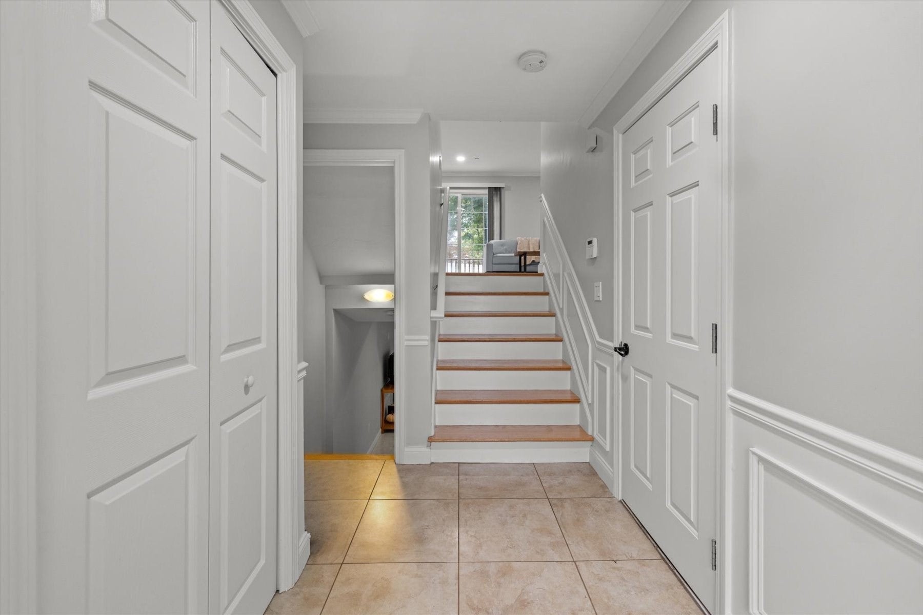 67 N Quinsigamond Ave 21