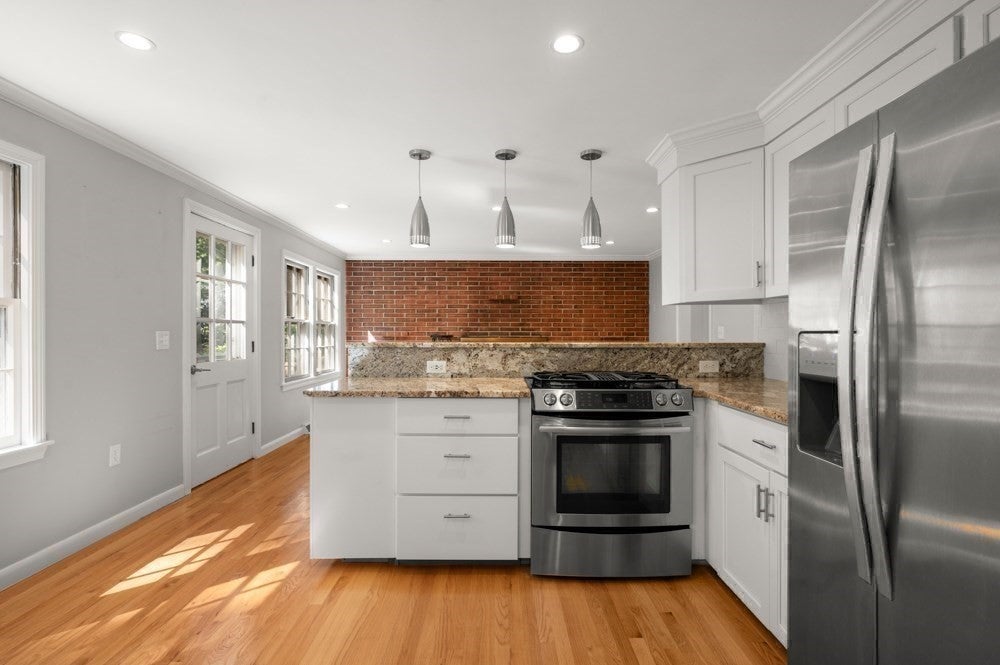 15 Sheridan Road, Andover, MA, 15 Sheridan Road, Andover, MA Photo #9