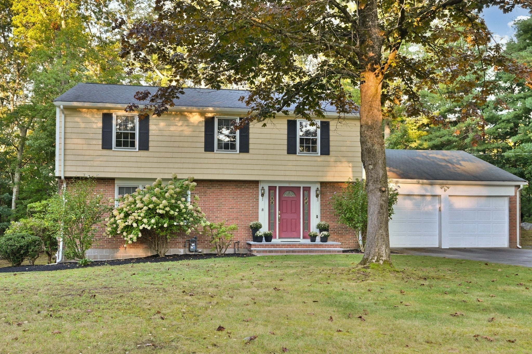 15 Sheridan Road, Andover, MA, 15 Sheridan Road, Andover, MA Photo #1