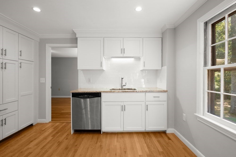 15 Sheridan Road, Andover, MA, 15 Sheridan Road, Andover, MA Photo #13