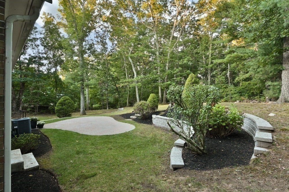 15 Sheridan Road, Andover, MA, 15 Sheridan Road, Andover, MA Photo #36