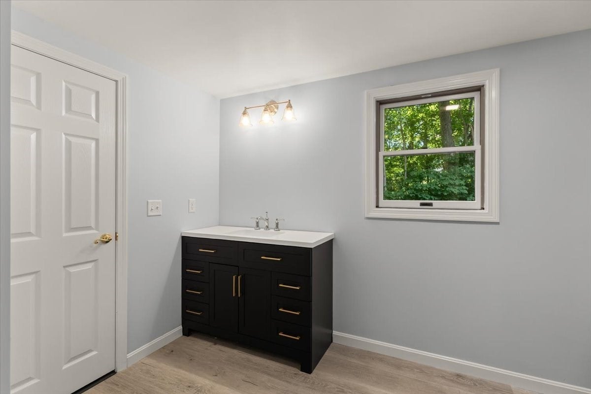 8 Clay Pond Rd, Bourne, MA Photo #25
