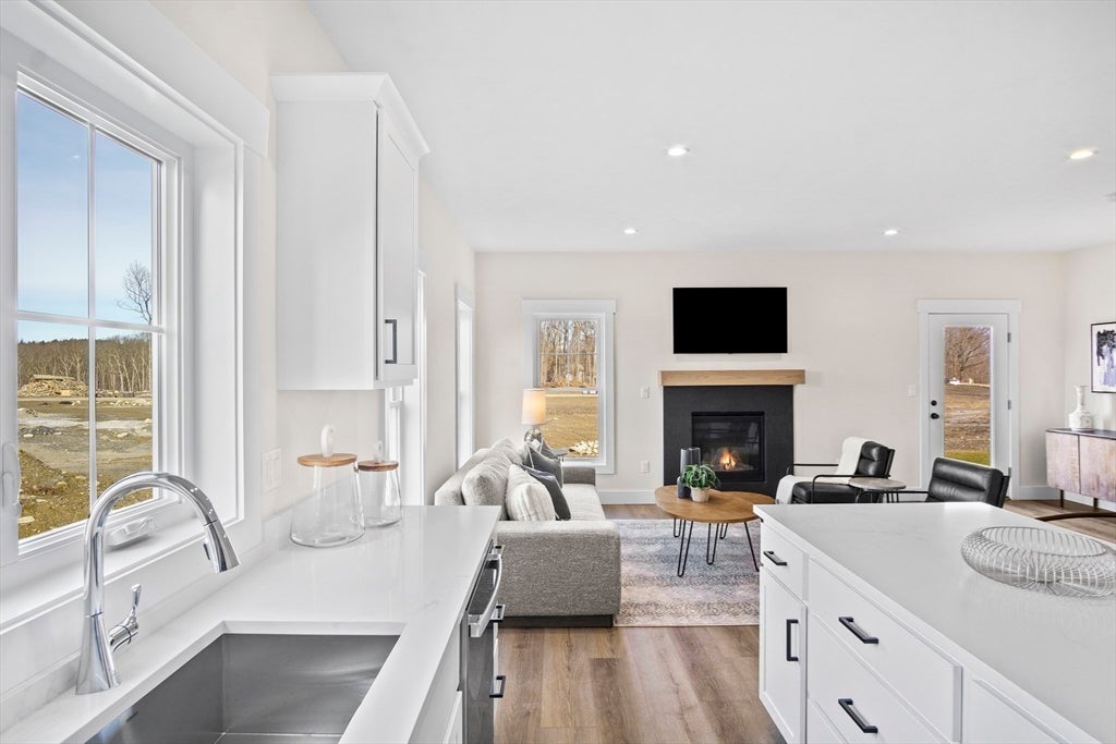 18 Chartwell #49, Worcester, MA, 18 Chartwell #49, Worcester, MA Photo #7