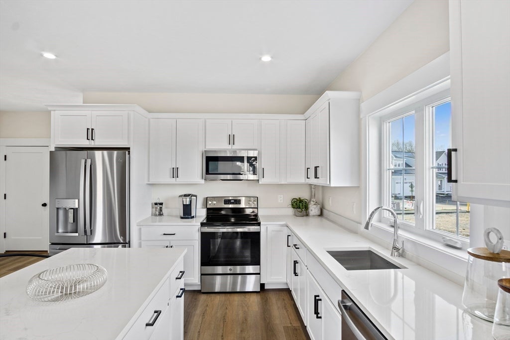 18 Chartwell #49, Worcester, MA, 18 Chartwell #49, Worcester, MA Photo #6