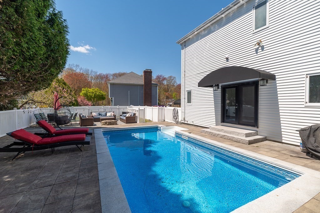 20 Landers Rd, Stoneham, MA Photo #31
