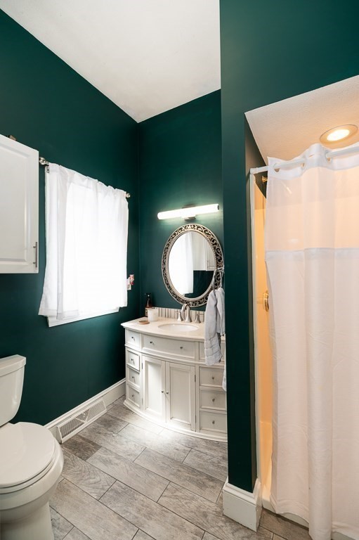 20 Landers Rd, Stoneham, MA Photo #18