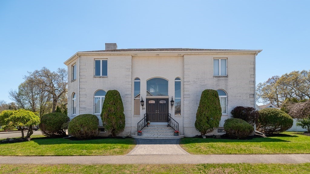 20 Landers Rd, Stoneham, MA Photo #1