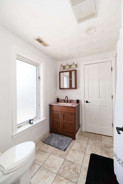 20 Landers Rd, Stoneham, MA Photo #22