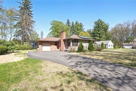 5 Jessie Lane Easthampton MA 01027