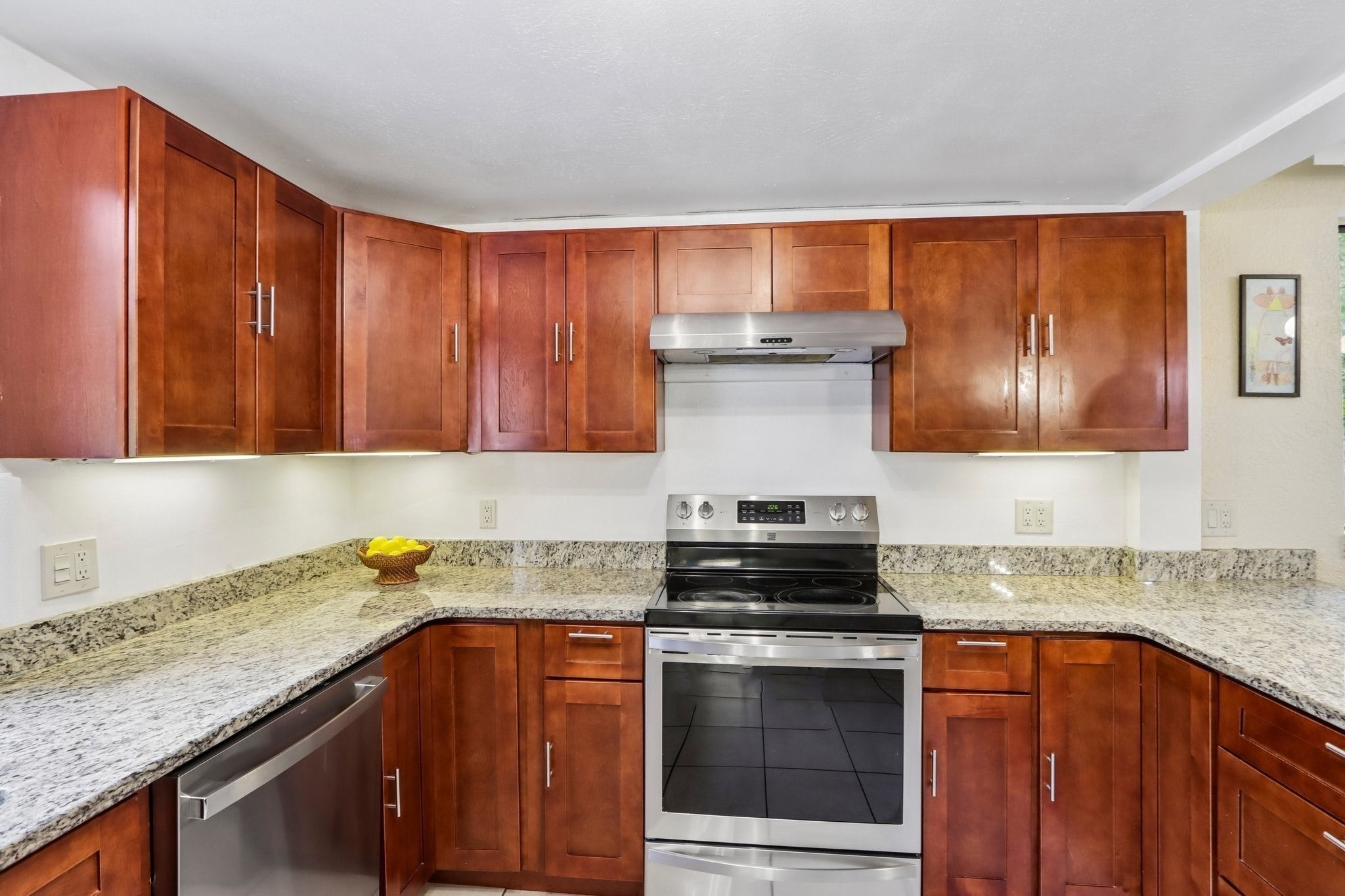 31 Parham Rd, Tyngsborough, MA, 31 Parham Rd, Tyngsborough, MA Photo #9