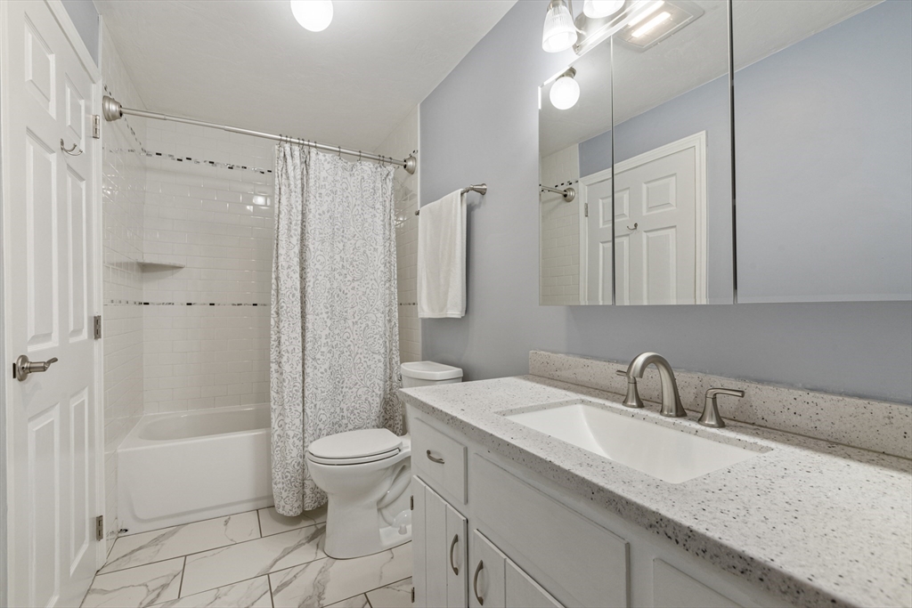 Millis, Massachusetts 02054, United States, 2 Bedrooms Bedrooms, ,2 BathroomsBathrooms,Residential,Pending,154069