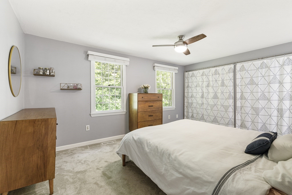 Millis, Massachusetts 02054, United States, 2 Bedrooms Bedrooms, ,2 BathroomsBathrooms,Residential,Pending,154069