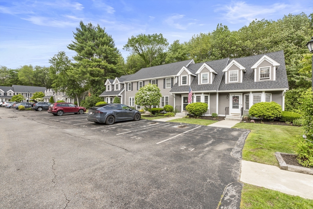 Millis, Massachusetts 02054, United States, 2 Bedrooms Bedrooms, ,2 BathroomsBathrooms,Residential,Pending,154069