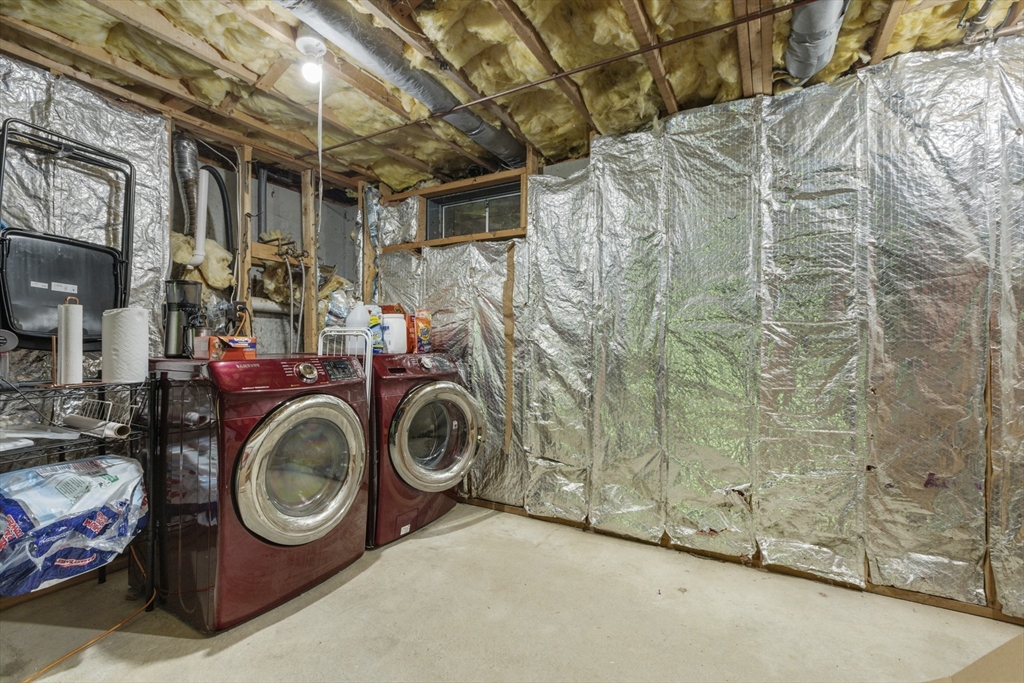 Millis, Massachusetts 02054, United States, 2 Bedrooms Bedrooms, ,2 BathroomsBathrooms,Residential,Pending,154069