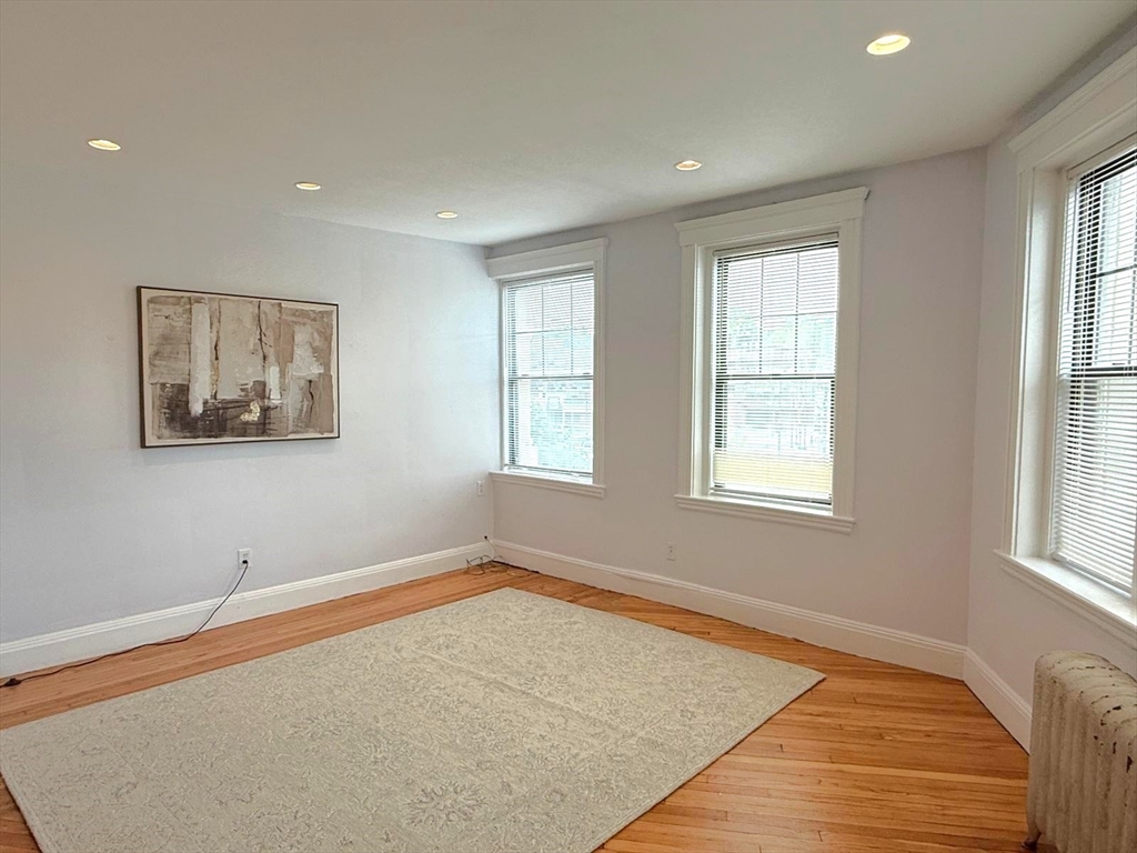 374 Chestnut Hill Ave Unit 24