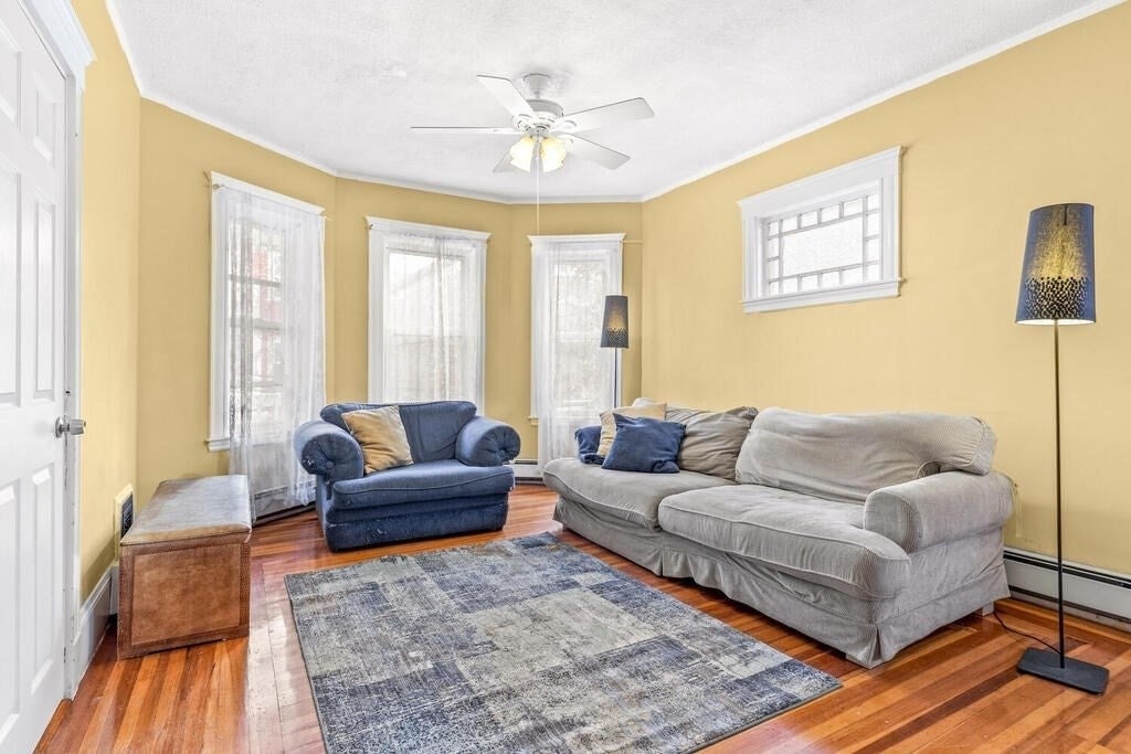 21 Washburn Ave 2