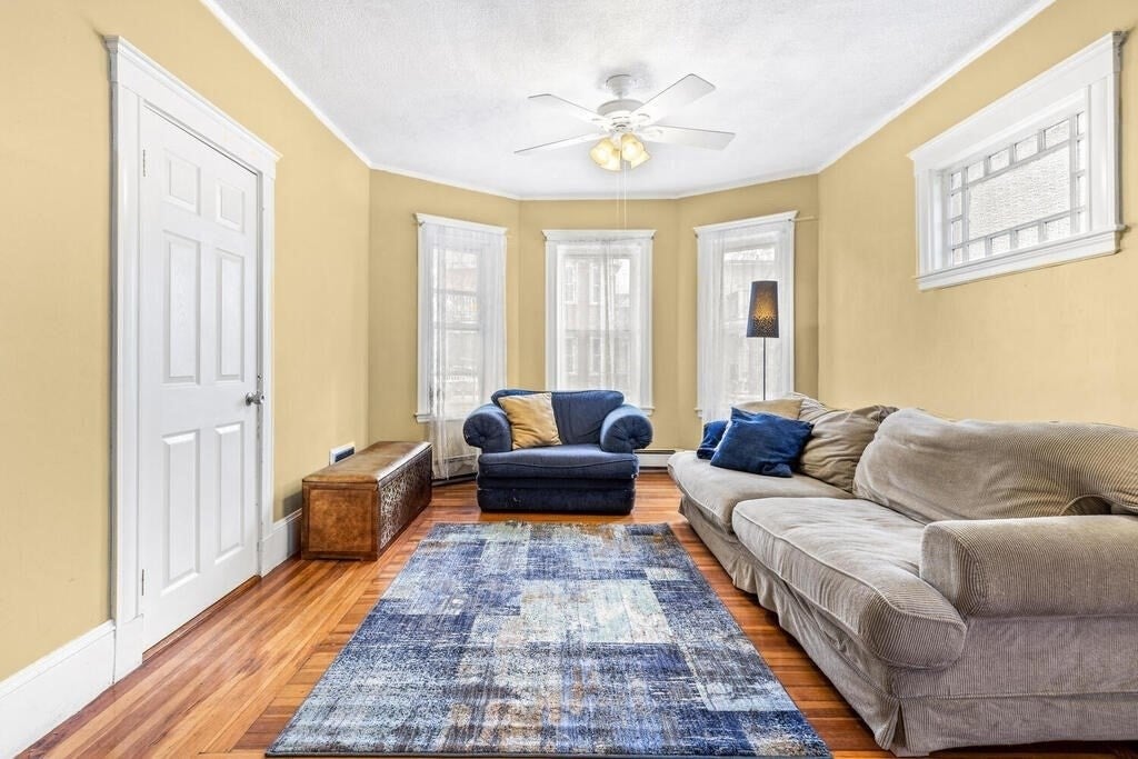 21 Washburn Ave 2