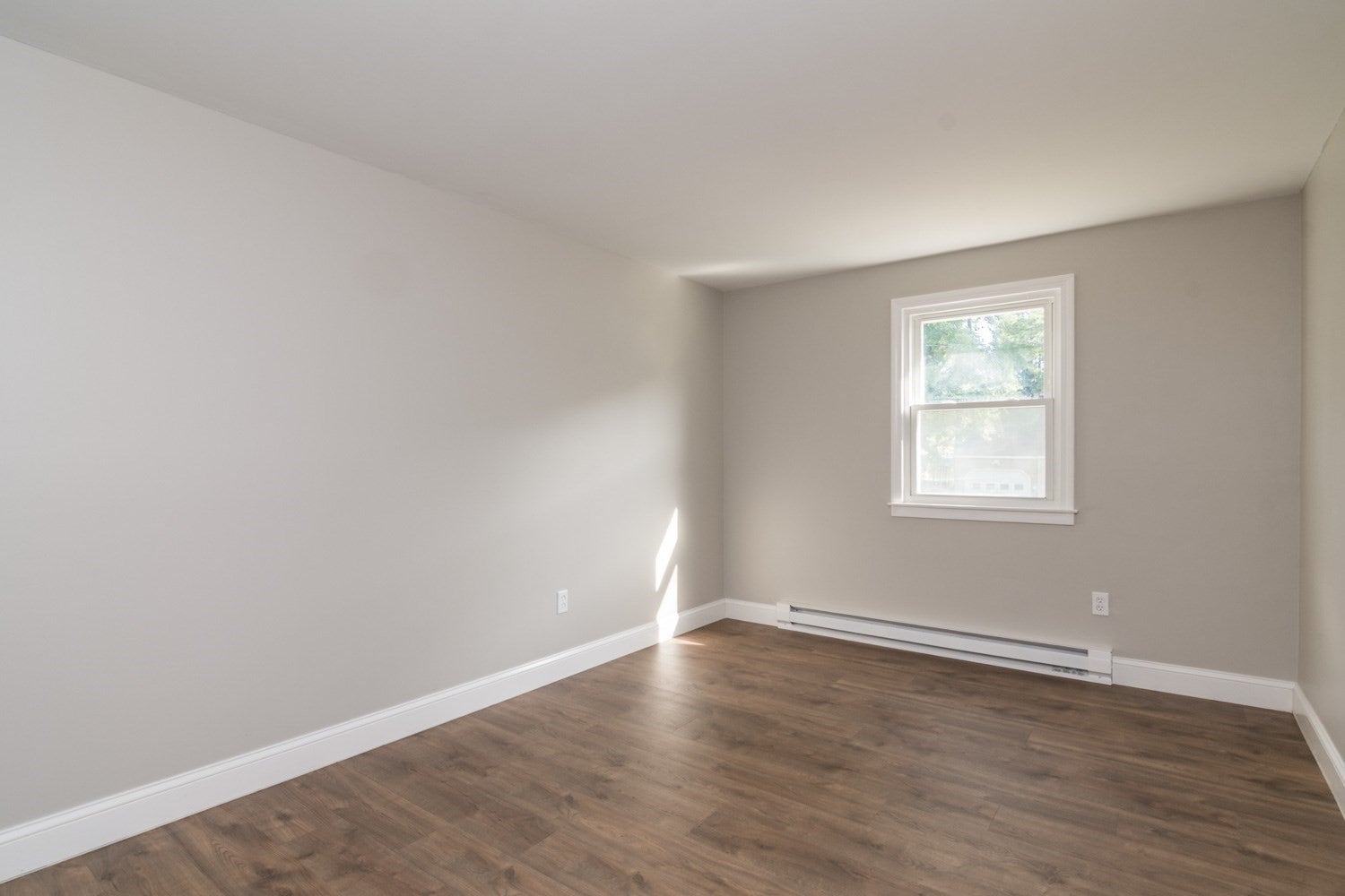 23 Sunset Dr, Montague, MA, 23 Sunset Dr, Montague, MA Photo #15