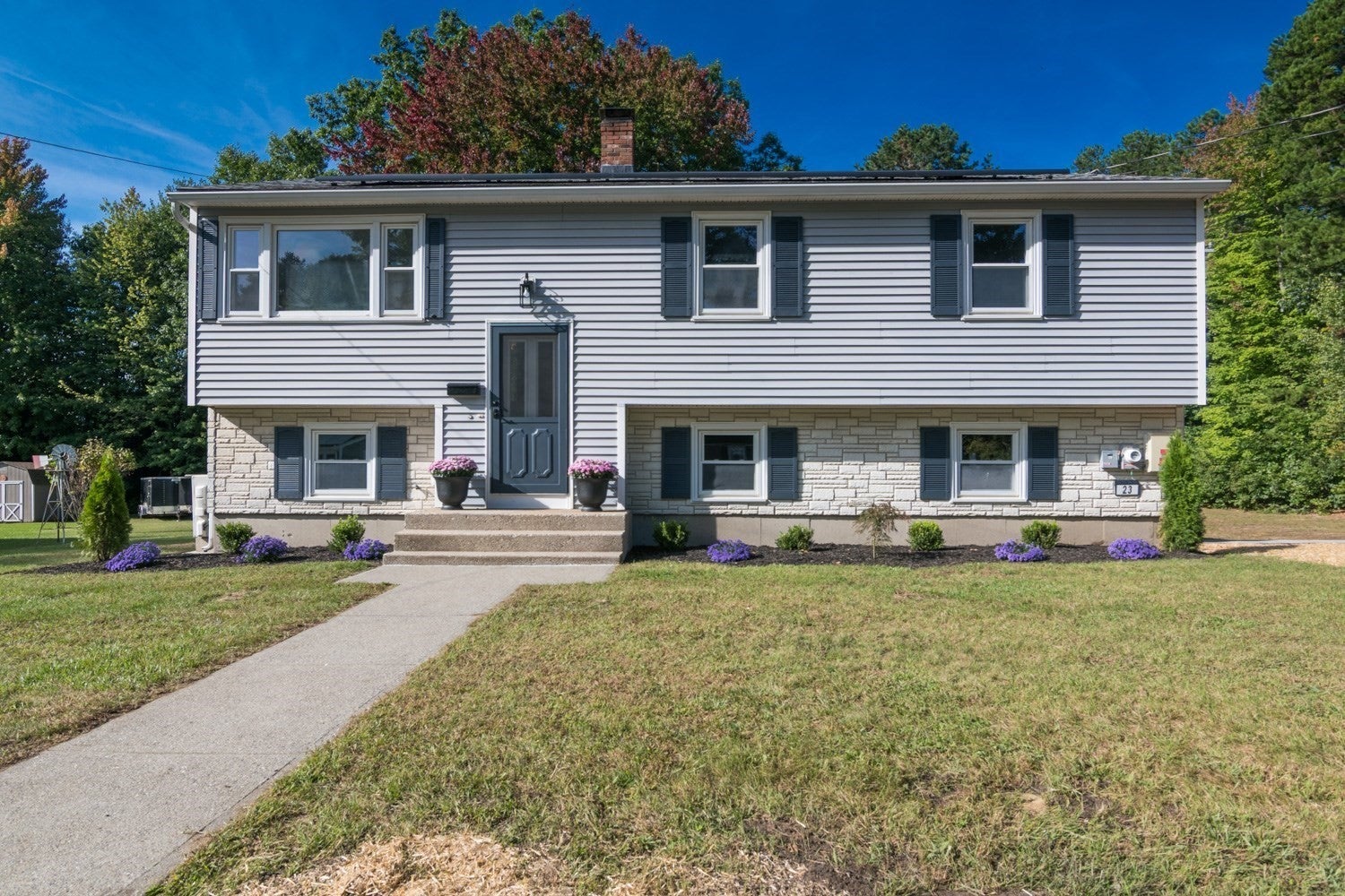 Photo of 23 Sunset Dr, Montague, MA