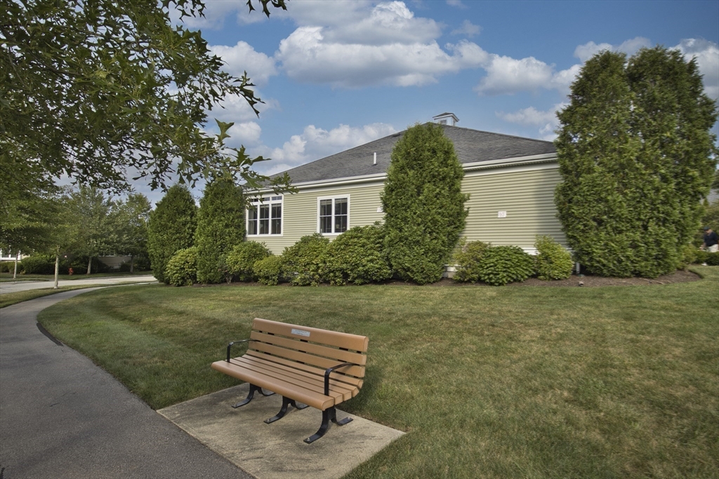 Norfolk, Massachusetts 02056, United States, 2 Bedrooms Bedrooms, ,2 BathroomsBathrooms,Residential,Active,171760