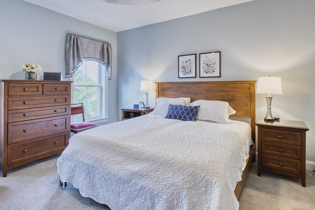 Norfolk, Massachusetts 02056, United States, 2 Bedrooms Bedrooms, ,2 BathroomsBathrooms,Residential,Active,171760