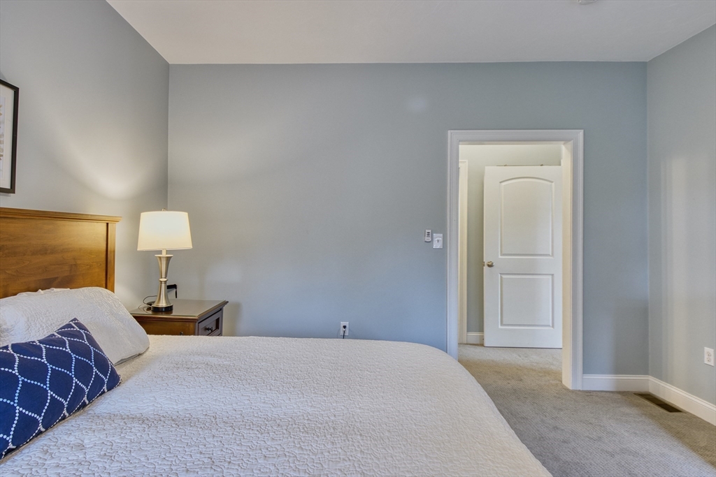 Norfolk, Massachusetts 02056, United States, 2 Bedrooms Bedrooms, ,2 BathroomsBathrooms,Residential,Active,171760