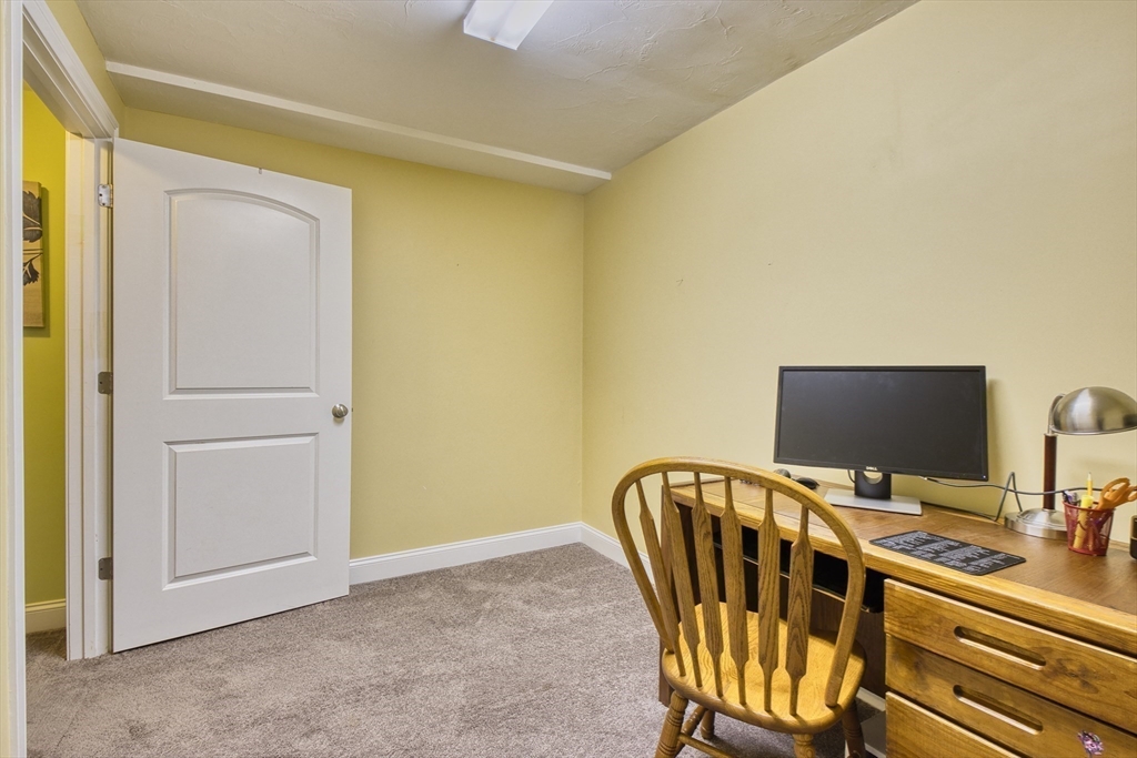 Norfolk, Massachusetts 02056, United States, 2 Bedrooms Bedrooms, ,2 BathroomsBathrooms,Residential,Active,171760