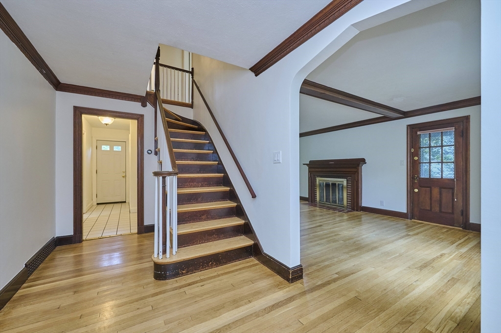 419 Pond Street
