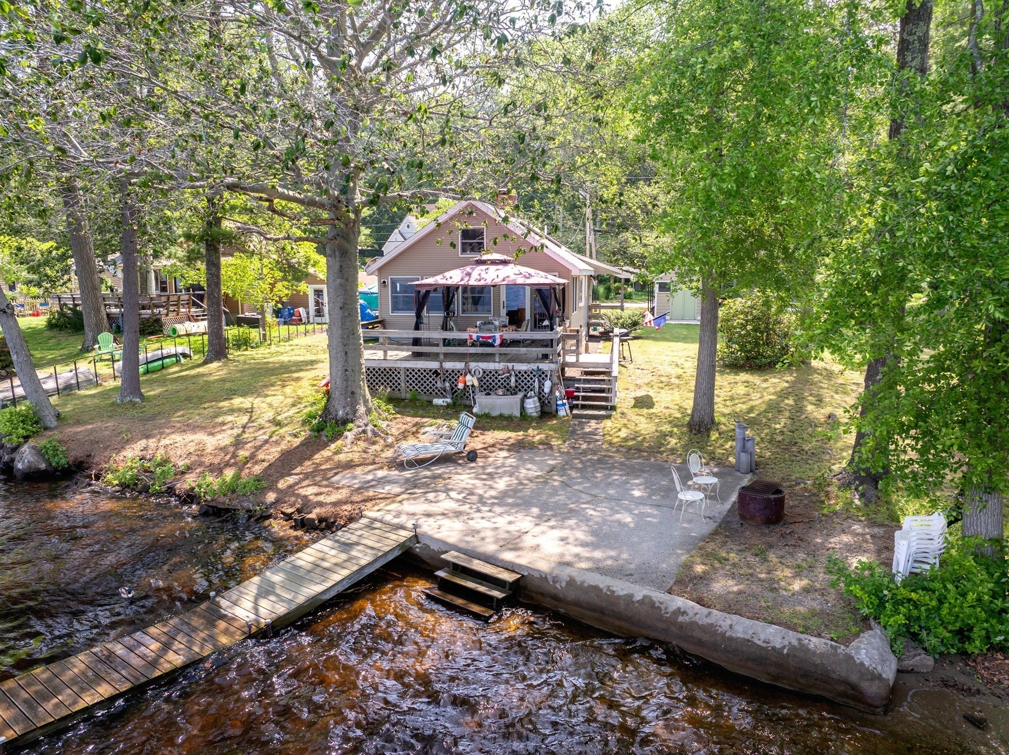 22 Fuller Shores Rd