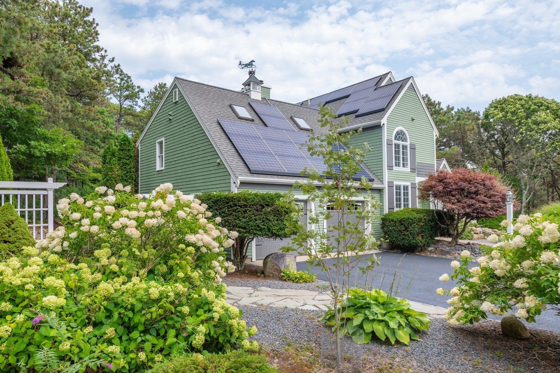 34 Polaris Dr