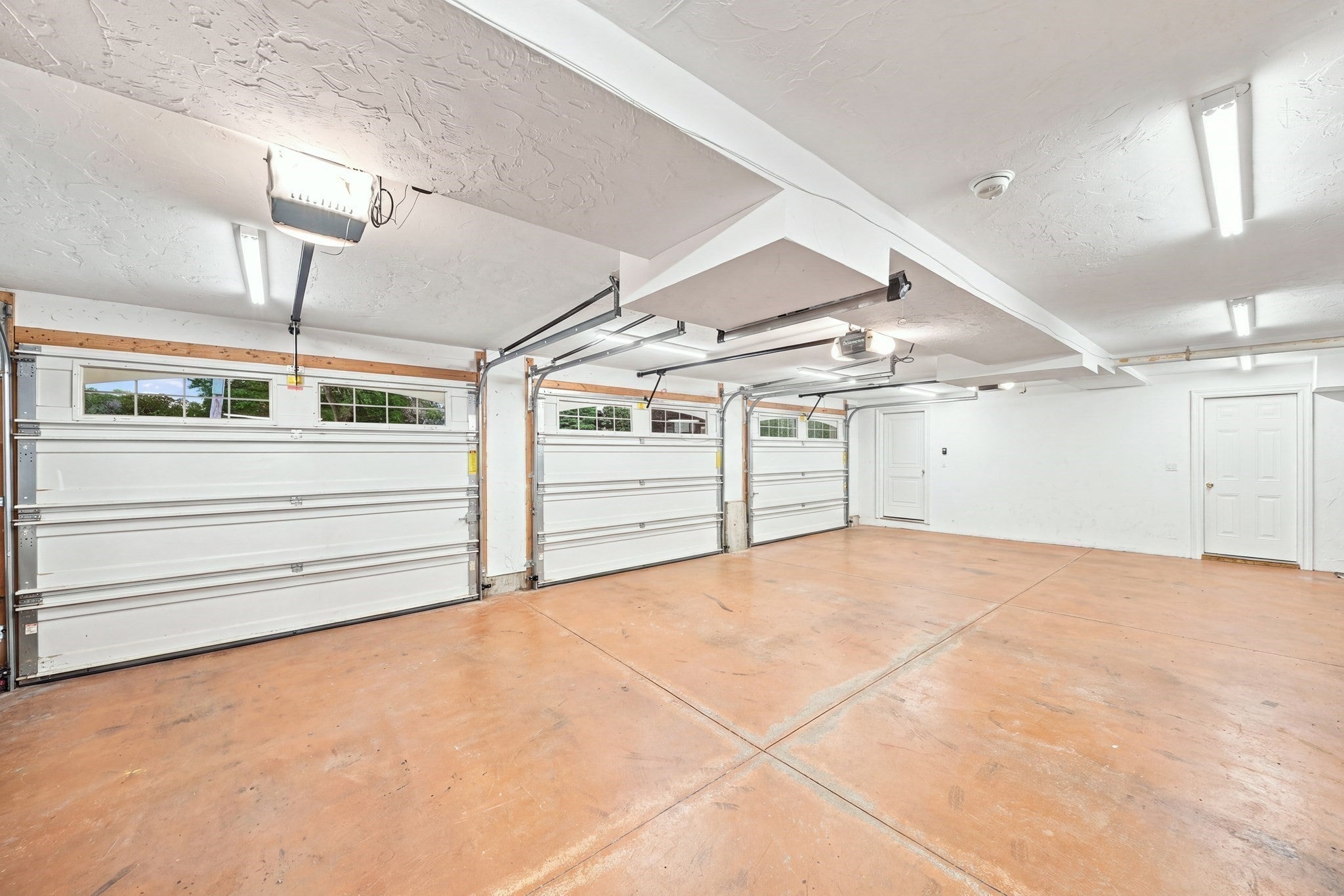 5 Dell Ave, Wakefield, MA, 5 Dell Ave, Wakefield, MA Photo #41
