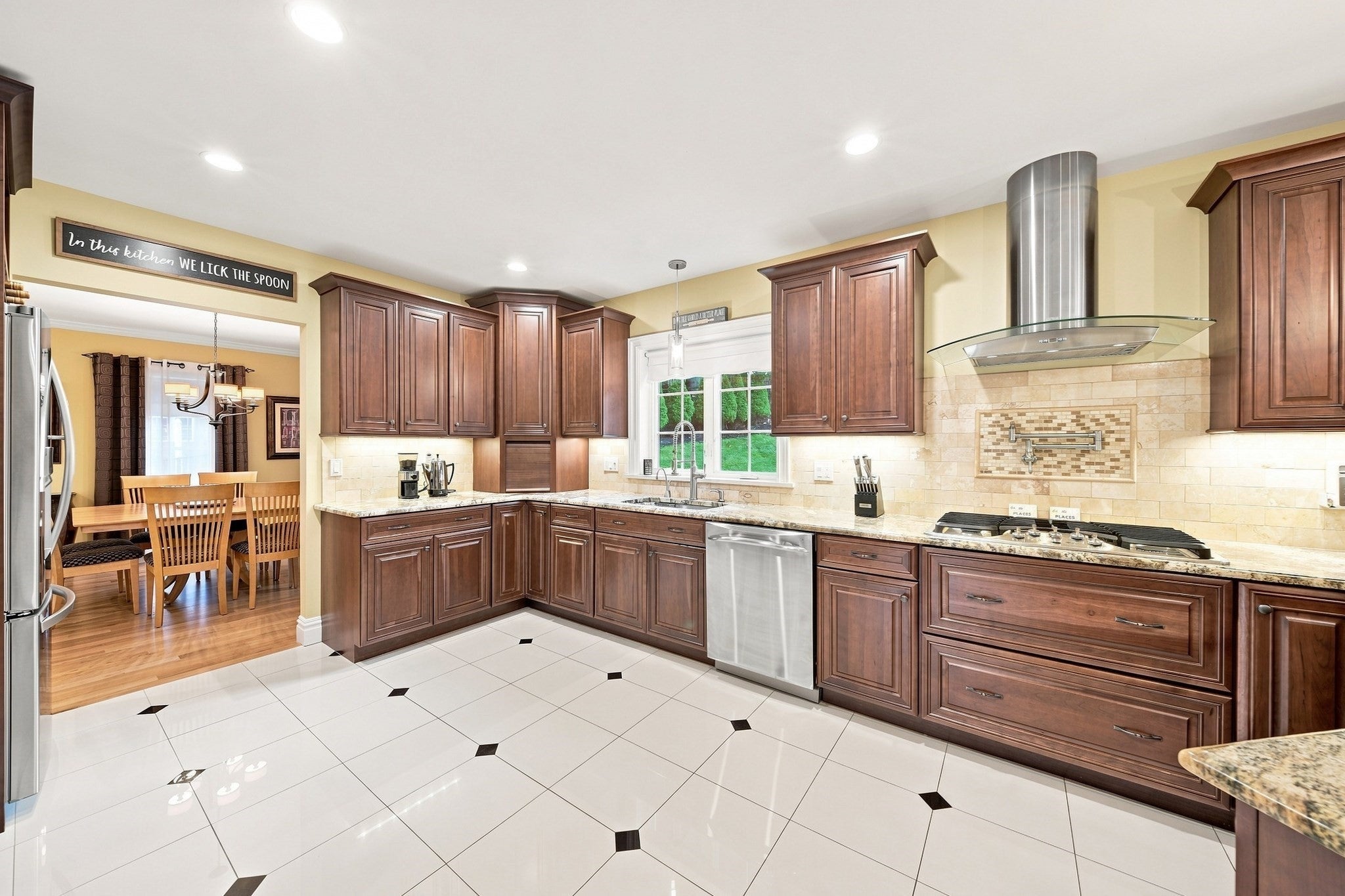 5 Dell Ave, Wakefield, MA, 5 Dell Ave, Wakefield, MA Photo #15